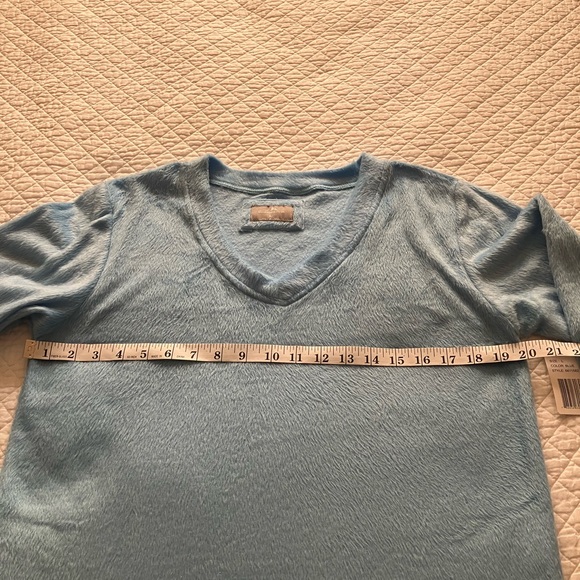 NWT MOUNTAIN PEAK LG LIGHT BLUE V NECK COZY TOP - Picture 6 of 7